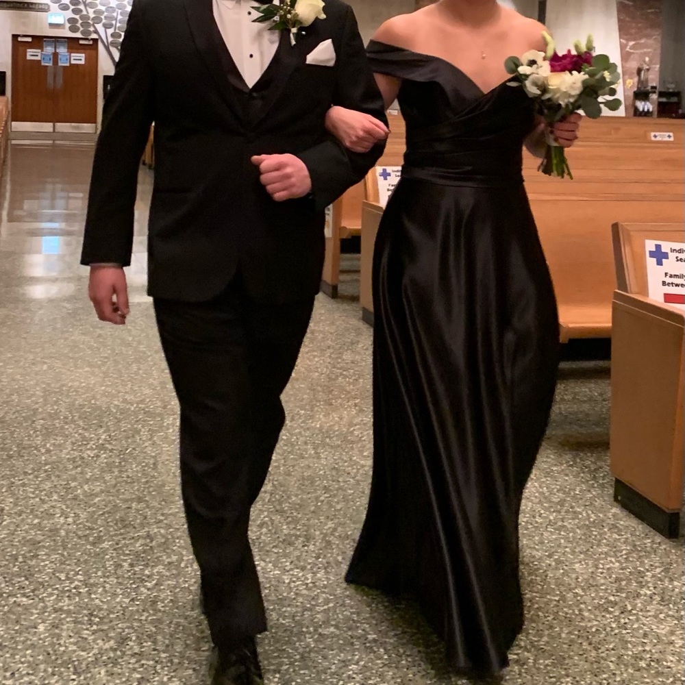 Elegant Black Off-Shoulder Evening Gown